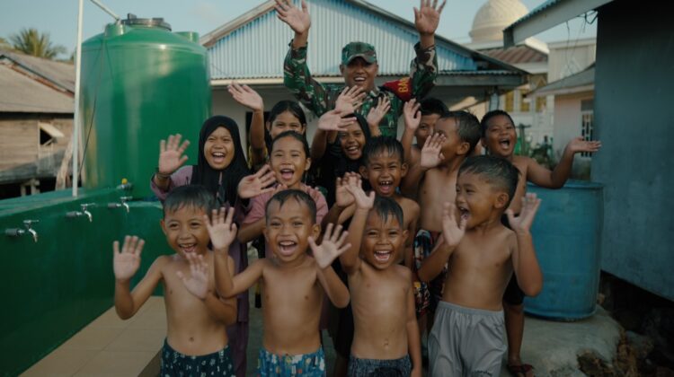 Senyum Bahagia Anak-Anak Umbele, Kini Bisa Mandi dengan Lebih Nyaman