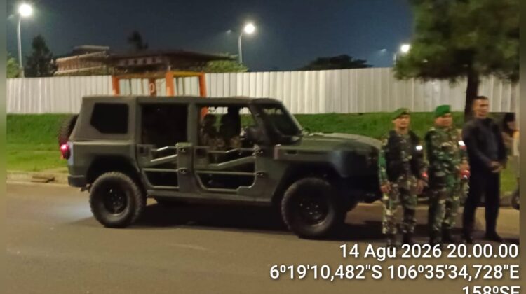 Perkuat Sinergitas TNI-POLRI, Koramil 03/Legok Gelar Patroli Bersama Polsek Intensifkan Keamanan Wilayah