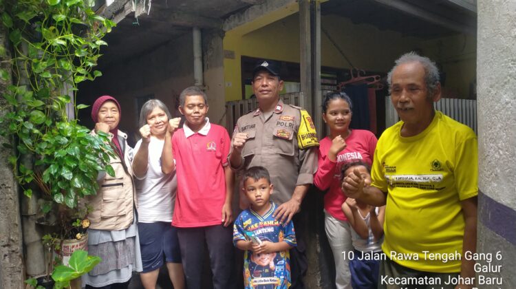 Hadir di Tengah Masyarakat, Bhabinkamtibmas Perkuat Kamtibmas Bersama Warga Galur