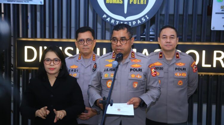 *Polri Perkuat Penanganan Gempa Flores, Evakuasi dan Keselamatan Warga Jadi Prioritas*