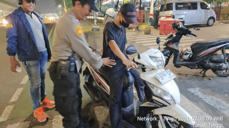 Patroli Cipta Kondisi Jelang Subuh, Polsek Johar Baru Persempit Ruang Gerak Kejahatan