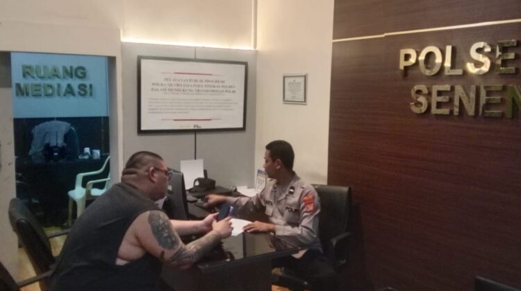 Keributan Berujung Pengeroyokan di Depan Plaza Kenari Mas, Polisi Bawa Korban untuk Visum