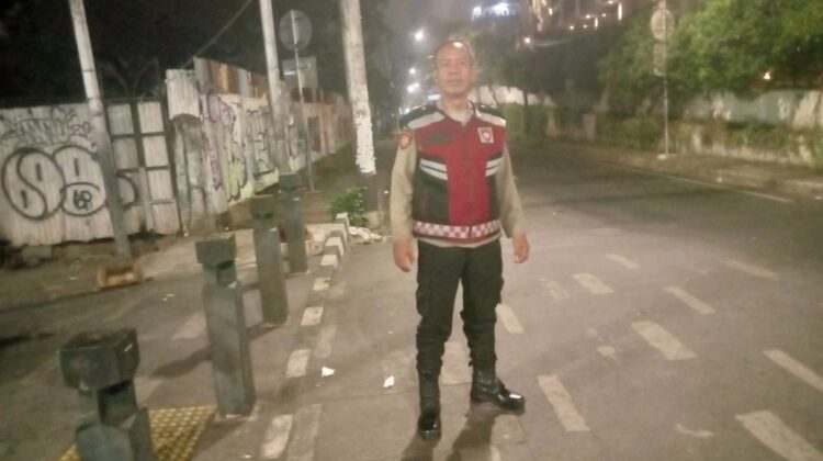 Polisi Polsek Senen Lakukan Ploting Dini Hari Antisipasi Tawuran dan Gangguan Kamtibmas