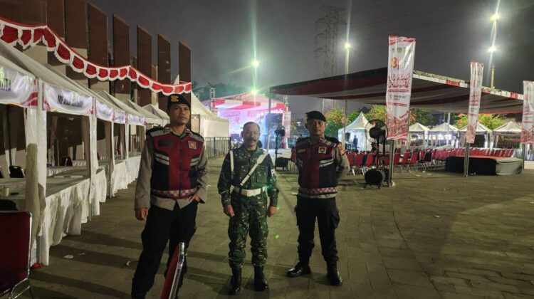 Pengamanan Persiapan Jamuan Rakyat HUT ke-81 RI di Taman HKSN Berlangsung Kondusif