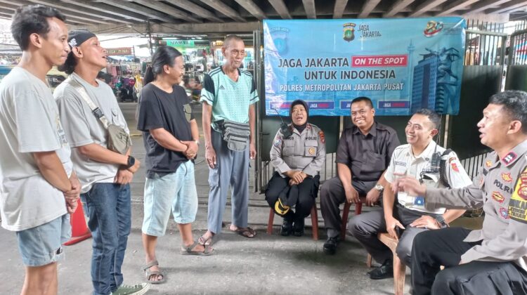 Polsek Metro Tanah Abang Gelar Jaga Jakarta On The Spot di RW 09 Kebon Kacang, Sampaikan Pesan Kamtibmas kepada Warga