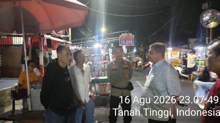 Sambang Satkamling, TNI-Polri Ajak Warga Tanah Tinggi Perkuat Keamanan Lingkungan