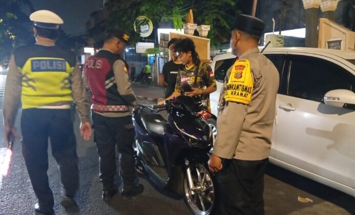 Polsek Senen Gelar Ops Cipta Kondisi Razia Stasioner, Antisipasi Kejahatan Jalanan