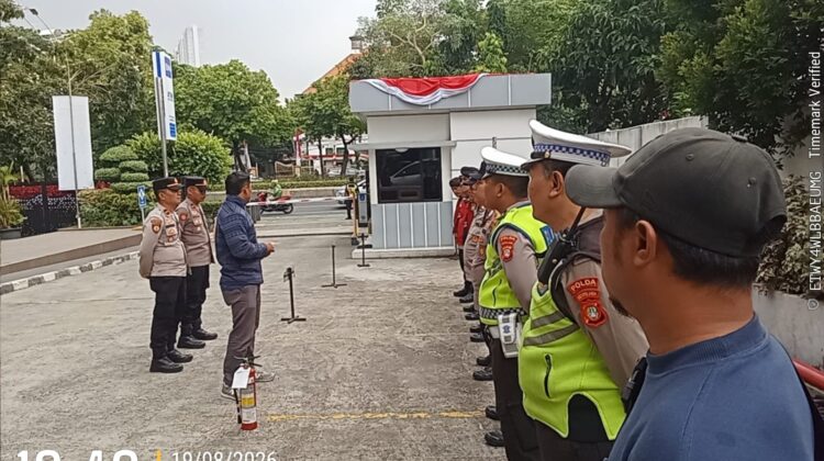 Polisi Gelar Apel Pengamanan Unjuk Rasa di Kantor Komisi Yudisial