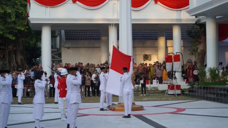 Pangdivif 3 Kostrad Hadiri Upacara HUT ke-81 Kemerdekaan RI di Makassar