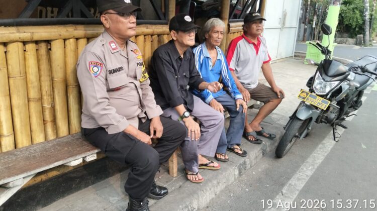 Sambangi Warga Kramat Jaya, Polisi Perkuat Sinergi Cegah Gangguan Kamtibmas
