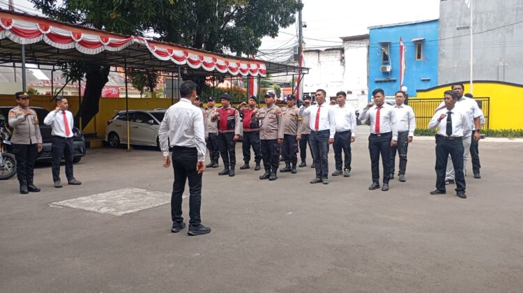 Apel Pagi Polsek Johar Baru, Personel Diingatkan Jaga Disiplin dan Tanggung Jawab