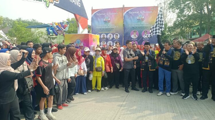 Wakili Dandim, Danramil 05/Balaraja Dampingi Bupati di Pembukaan Pekan Raya Balaraja