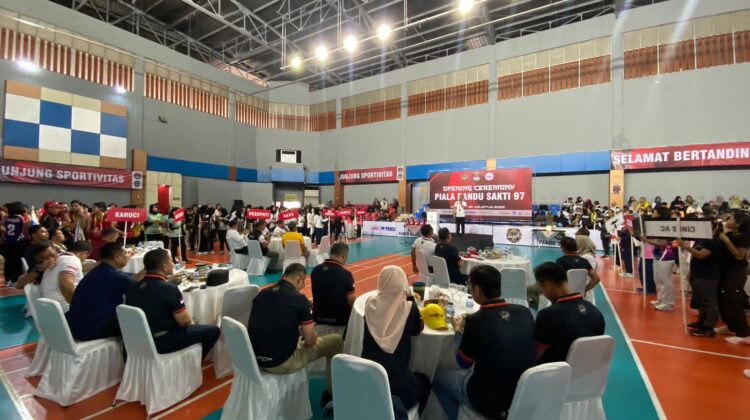 Monitoring Giat Turnamen Bola Voli Putri KU-10 Se-Jawa Piala Pandu Sakti 97 Resmi Dibuka di GOR Senen