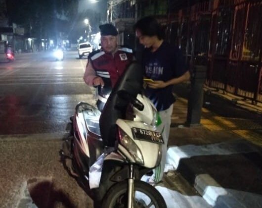 Razia Stasioner Cempaka Putih Antisipasi Guantibmas, Polisi Periksa Pengendara hingga Dini Hari