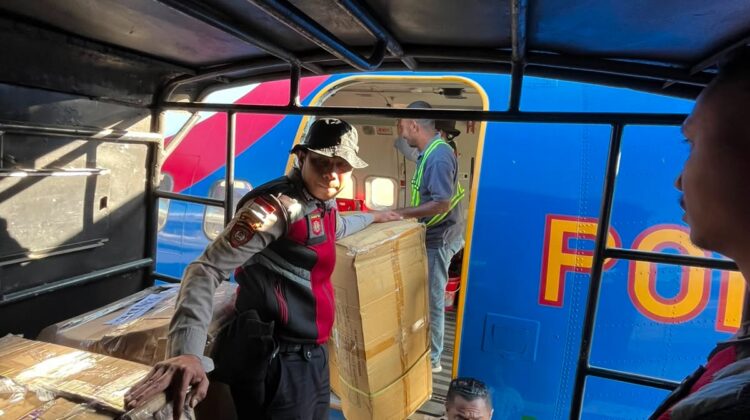 Polri dan Bhayangkari Terus Salurkan Bantuan bagi Korban Gempa Flores