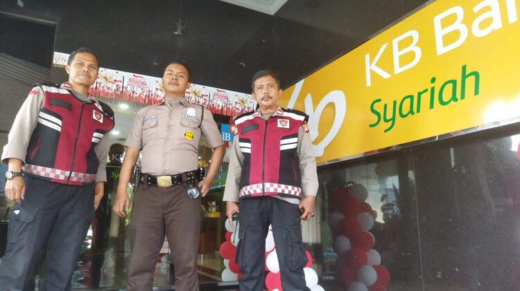 Unit Samapta Polsek Senen Patroli dan Sambang Sejumlah Objek Vital di Salemba