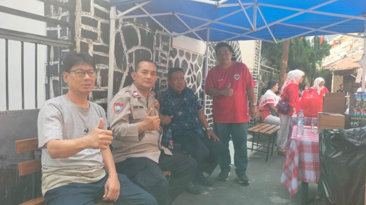 Semarak HUT ke-81 RI, Polsek Metro Menteng Hadir di Tengah Warga Dalam Lomba 17-an