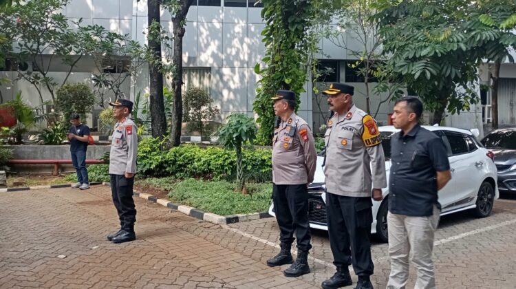 Apel Pelayanan Aksi Unjuk Rasa, 102 Personel Disiagakan di Sekitar Gedung DPR/MPR RI