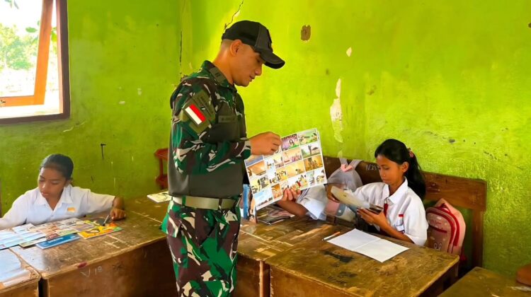 Yonarmed 12 Kostrad Dampingi Anak Perbatasan Belajar Membaca