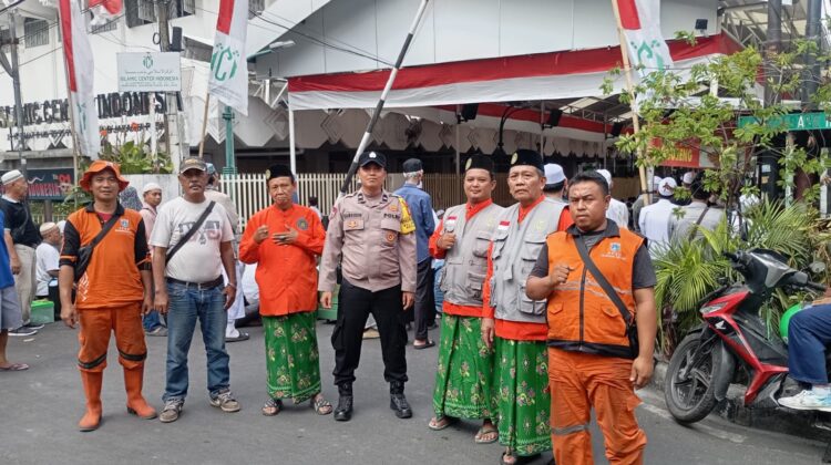 Bhabinkamtibmas Monitoring Pengajian Mingguan di Islamic Center Indonesia Kwitang