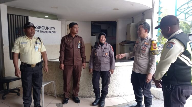 Sambangi Posko Satpam Thamrin City, Polsek Metro Tanah Abang Imbau Tingkatkan Kewaspadaan Jaga Kamtibmas