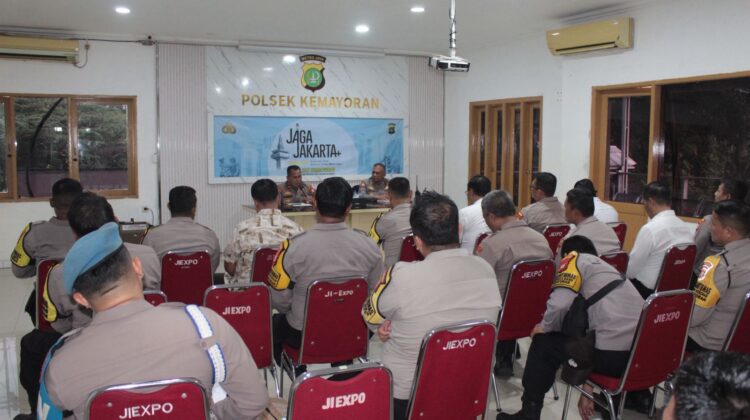 Perkuat Kinerja dan Kepedulian, Kapolsek Kemayoran Evaluasi Setiap Fungsi Demi Pelayanan Masyarakat