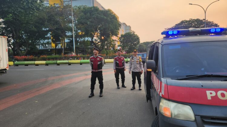 Strong Point Polsek Kemayoran Antisipasi Curat, Curas dan Curanmor di Jl. Benyamin Sueb