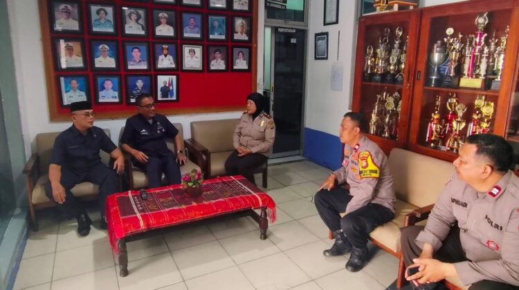 Cegah Tawuran dan Hoaks, Polsek Metro Tanah Abang Sambangi SMK Dental Asisten Sekesal Hang Tuah Jakarta