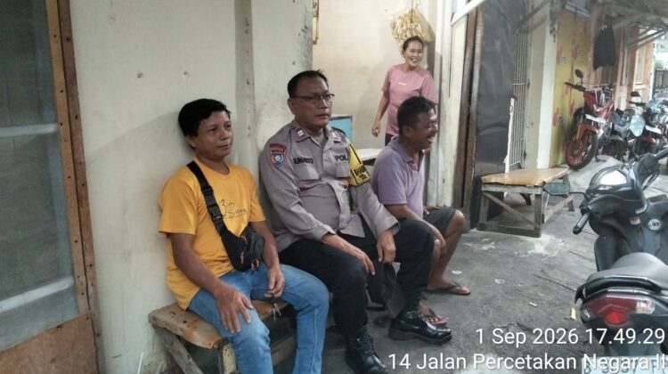 Bangun Komunikasi Warga, Polisi Gelar Sambang dan Cooling System di RW 10 Johar Baru