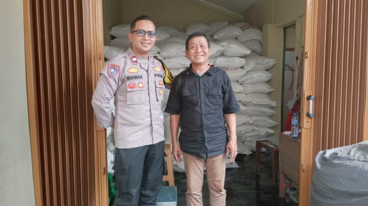 Jaga Kamtibmas, Polisi Sambangi Ketua Pengrajin Tempe Tahu Kampung Rawa
