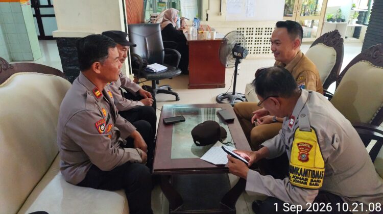 Polisi Jadi Bapak Asuh, Siswa SMKN 31 Jakarta Dibekali Edukasi Cegah Tawuran dan Narkoba