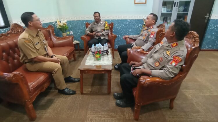 Bapak Asuh Polri Hadir di Sekolah, Polsek Kemayoran Rangkul Pelajar Cegah Tawuran dan Kenakalan Remaja