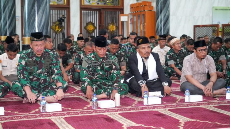 Pangkostrad Ajak Prajurit dan PNS Teladani Akhlak Rasulullah SAW untuk Perkuat Pengabdian kepada Bangsa
