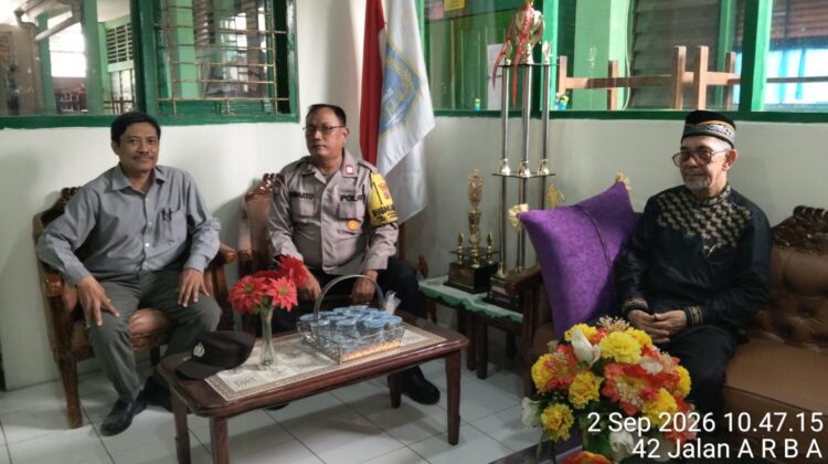 SMP Al Jihad Jadi Sasaran Patroli Polisi, Pelajar Diingatkan Tak Terprovokasi Tawuran dan Demo