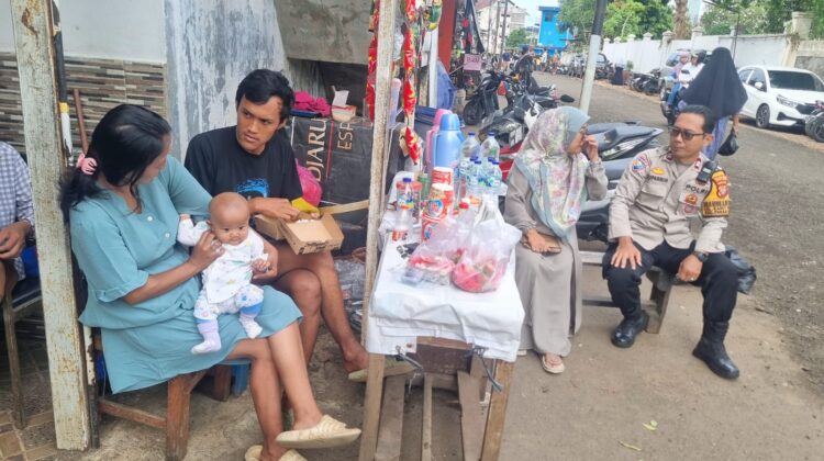 Bhabinkamtibmas Karet Tengsin Tingkatkan Cooling System Melalui Sambang Warga, Ajak Masyarakat Jaga Kamtibmas dan Cegah Tawuran