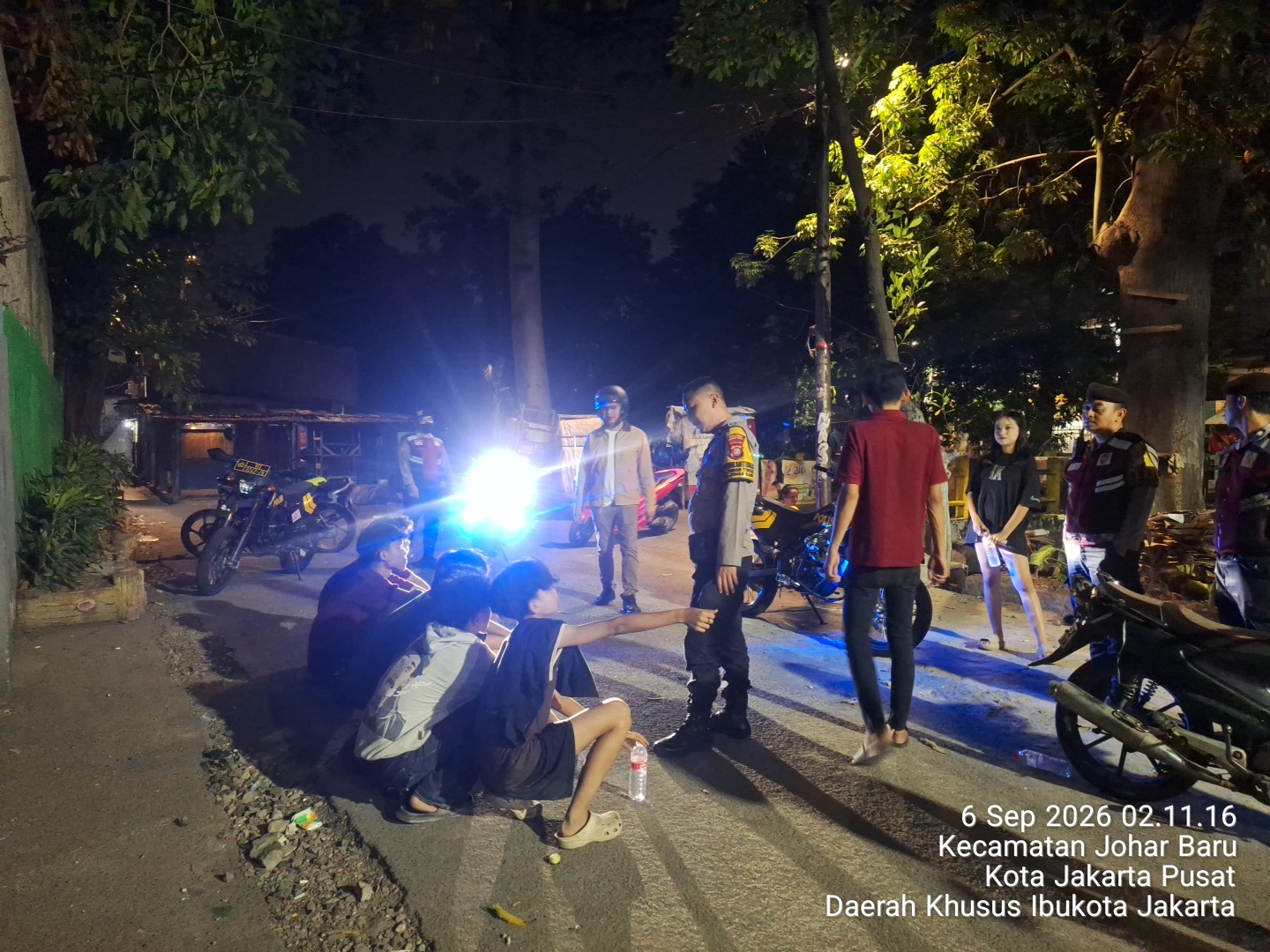 Tak Beri Celah Pelaku Kejahatan, Polisi Gelar Cipta Kondisi di Johar Baru
