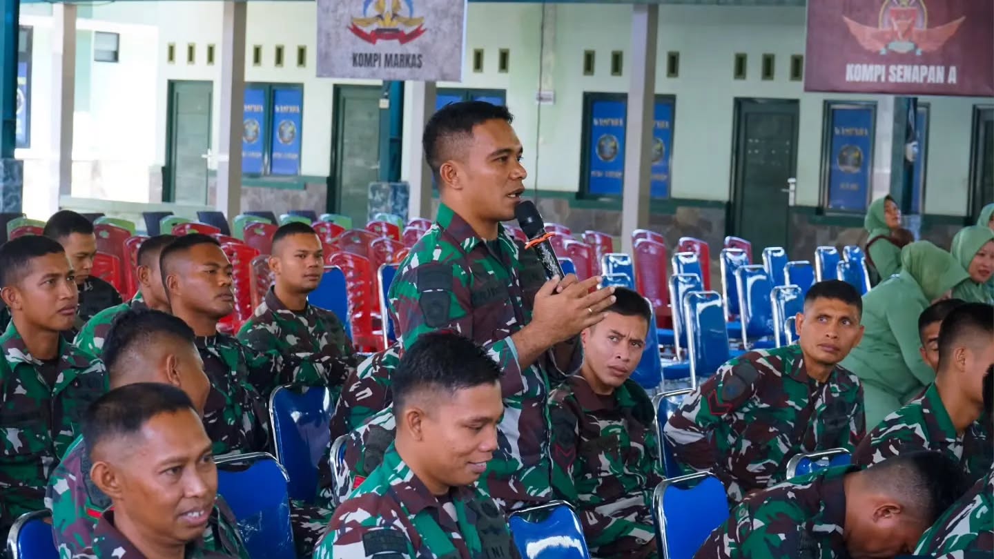 Yonif 432 Kostrad Edukasi Prajurit dan Persit tentang Pencegahan HIV/AIDS