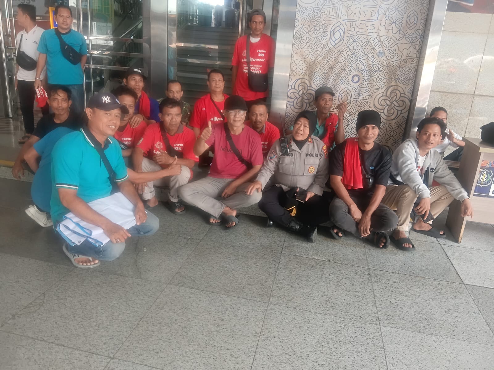 Polsek Metro Tanah Abang Gelar Jaga Jakarta On The Spot untuk Indonesia, Perkuat Sinergi dengan Warga dan Pedagang Pasar Blok A Tanah Abang