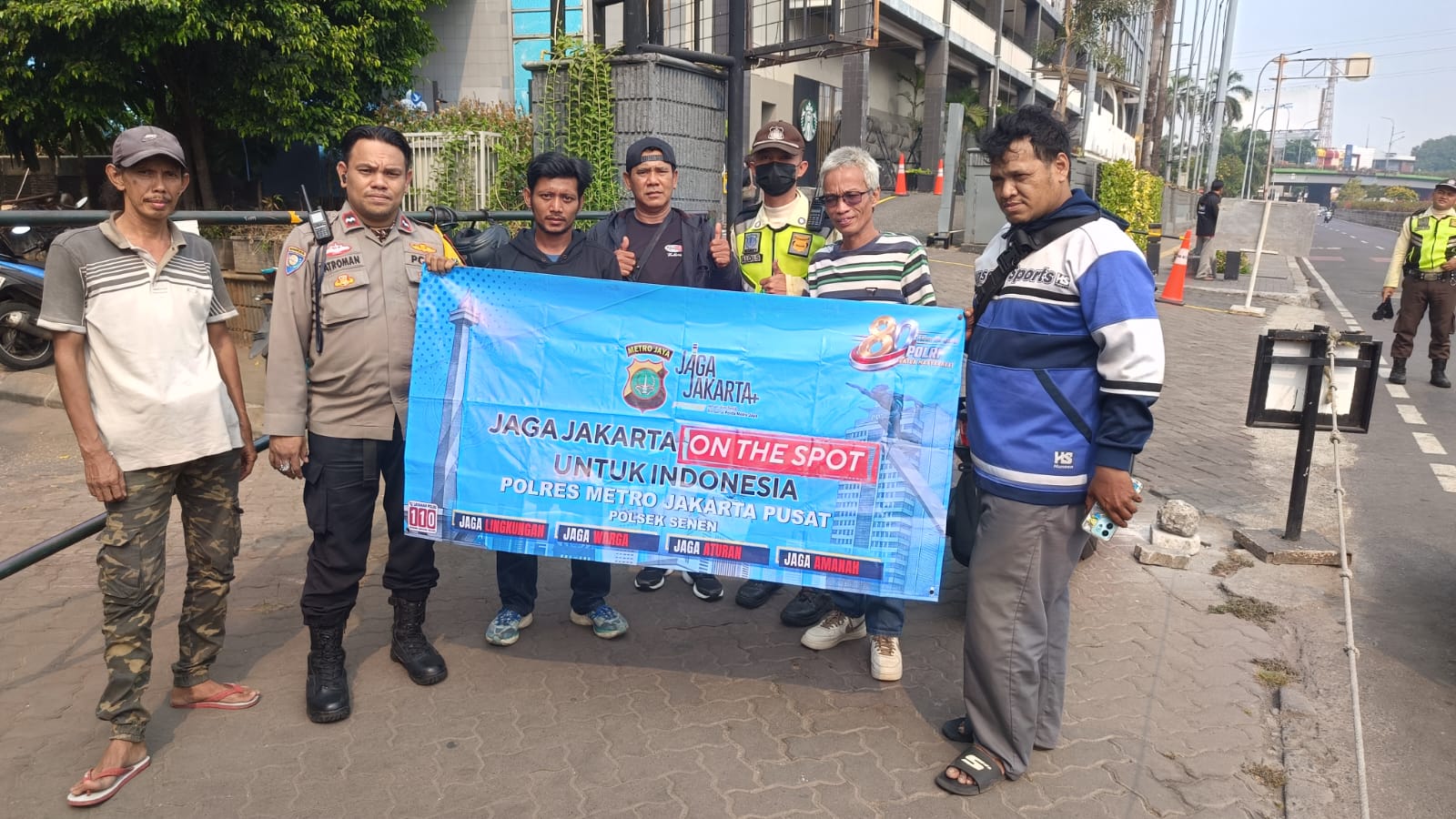 Polsek Senen Gandeng Ojek Pangkalan dan Security Jaga Kamtibmas di Kwini Raya