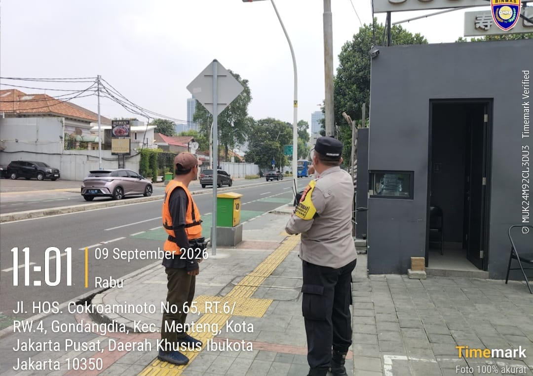 Bhabinkamtibmas Ingatkan Jukir Gondangdia Waspadai Modus Jatuhkan Amplop dan Barang