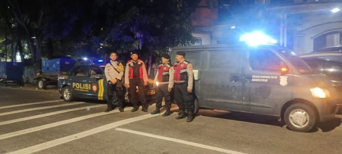 Patroli Tengah Malam, Polisi Sisir Titik Rawan Gangguan Kamtibmas di Cempaka Putih