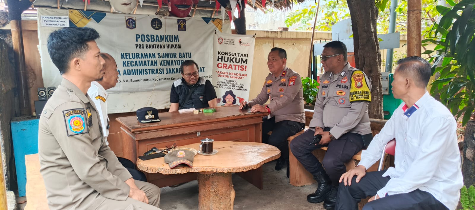 Kapolsek Kemayoran Rangkul Tiga Pilar Sumur Batu, Perkuat Kepedulian untuk Keamanan Warga