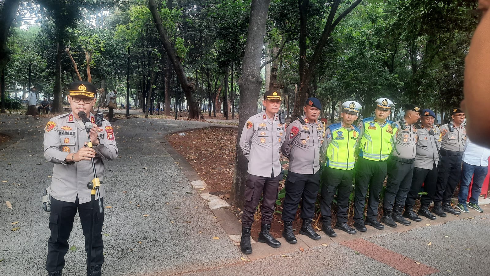 Polri Perkuat Pengamanan HUT Ke-25 Partai Demokrat di Kawasan Indonesia Arena Senayan