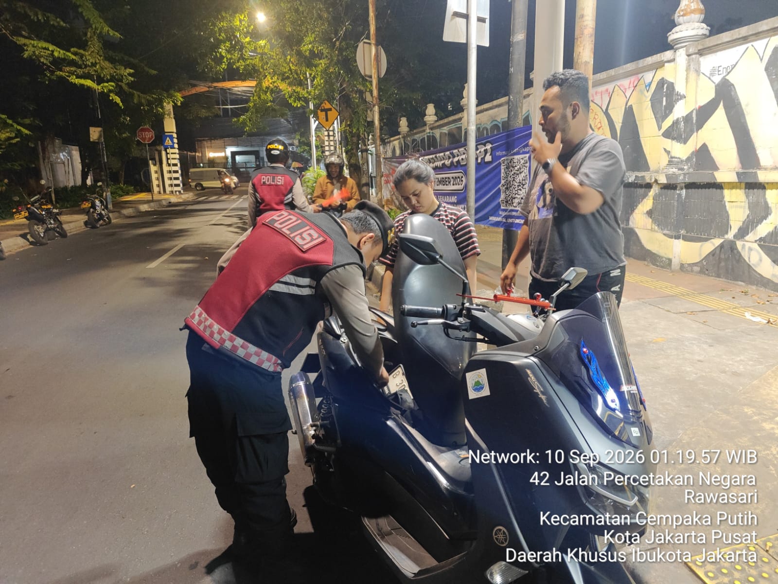 Dini Hari Digempur Cipkon, Johar Baru Tak Beri Celah Kejahatan.