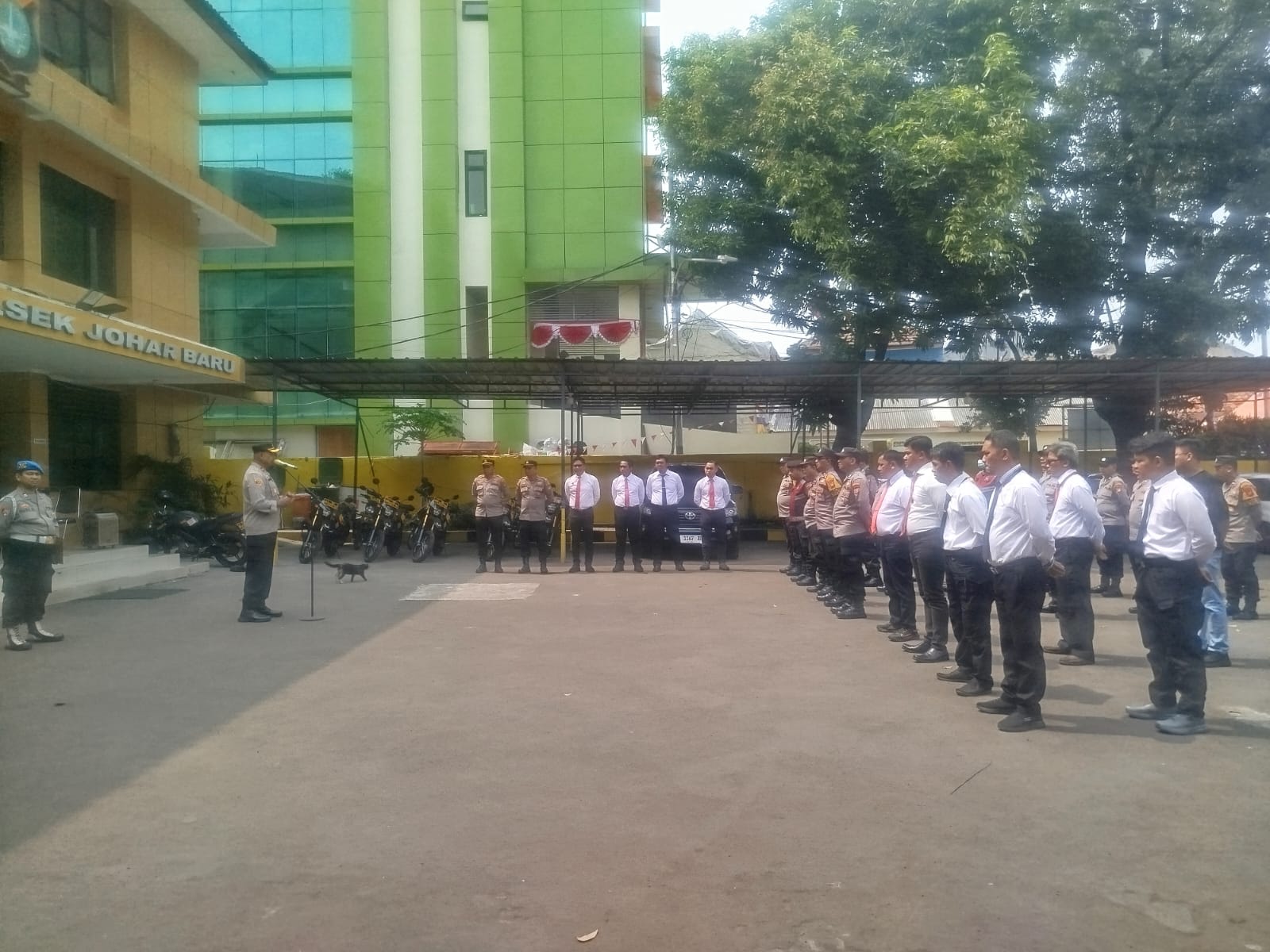 Apel Pagi Jam Pimpinan, Kapolsek Johar Baru Tekankan Respons Cepat dan Patroli Kamtibmas