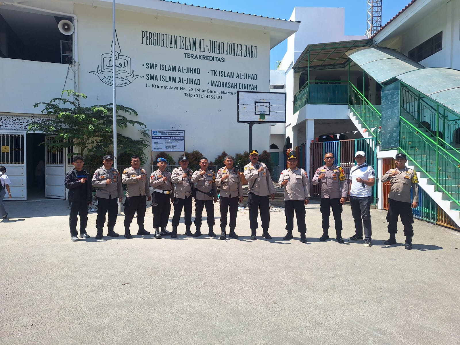 Kunjungan Bapak Asuh, Kapolsek Johar Baru Perkuat Pembinaan Pelajar di SMP Al Jihad