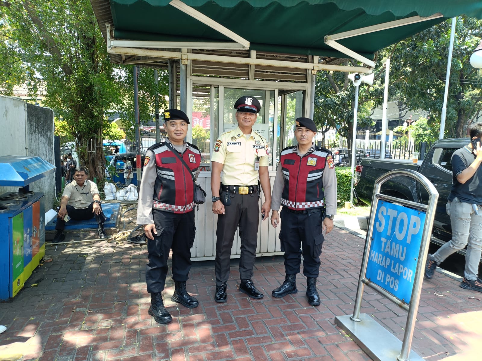 Patroli Siang Unit Samapta Polsek Sawah Besar Sasar Objek Vital, Edukasi Satpam soal Kamtibmas