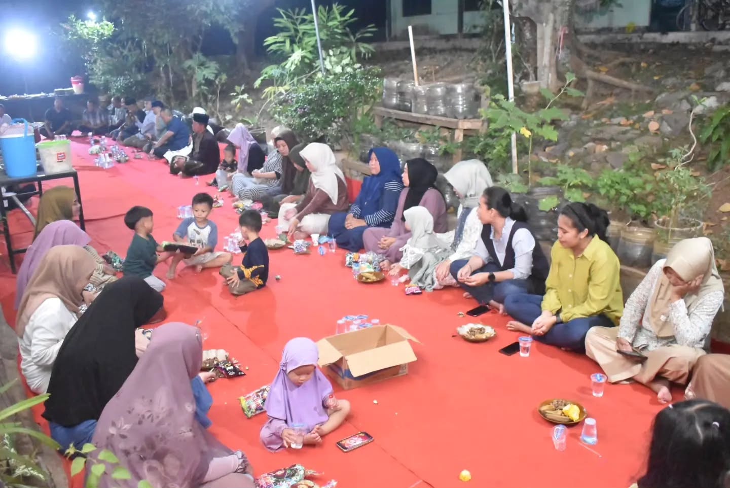 Danbrigif 9/DY/2 Kostrad Hadiri Pengajian Bulanan dan Cangkrukan Bersama Warga