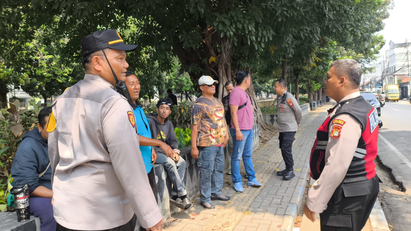 Patroli Siang Polsek Sawah Besar Antisipasi Kejahatan Jalanan