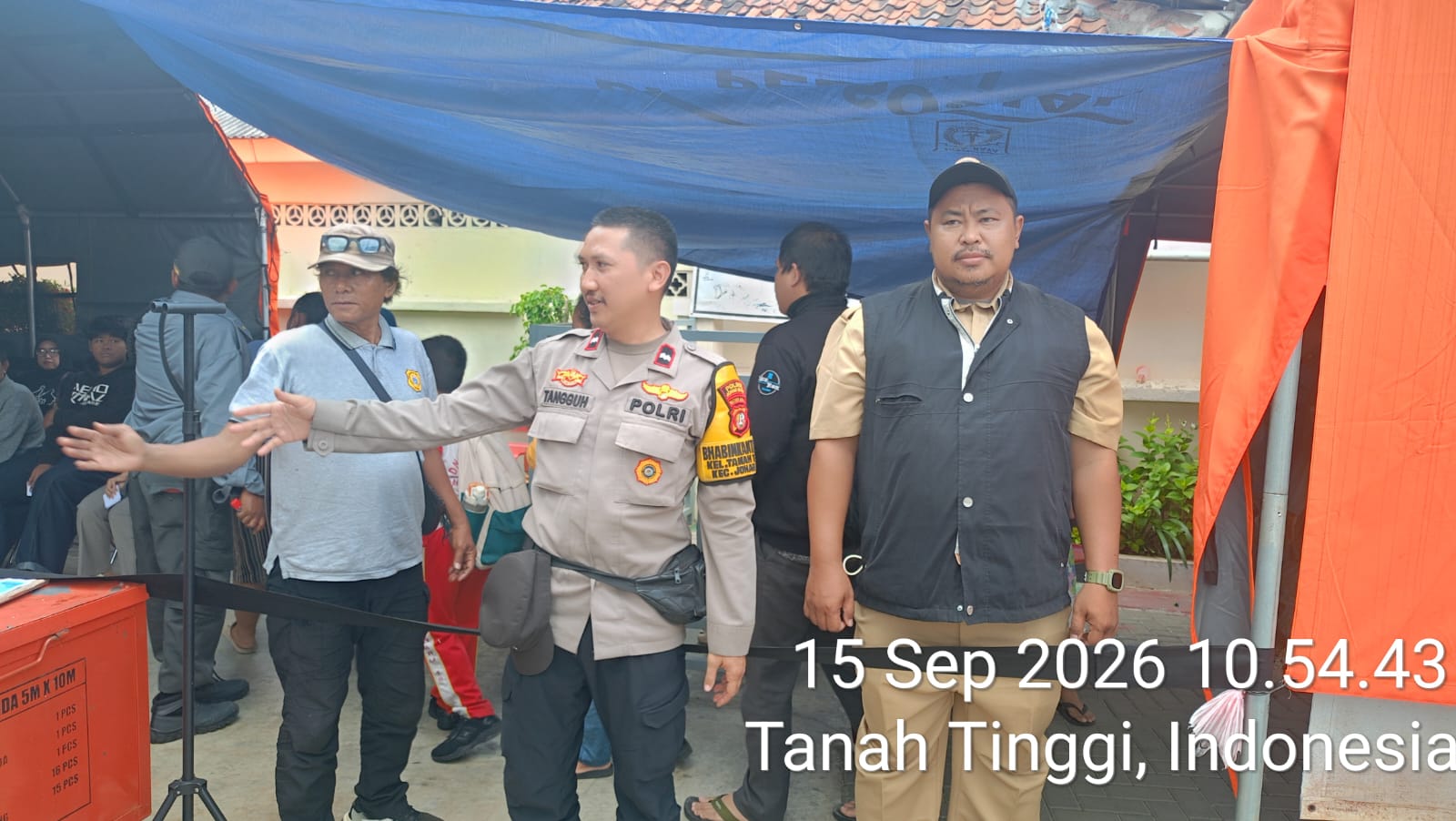 Penyaluran Beras Bulog Hari Kedua, Polsek Johar Baru Pastikan Distribusi Tertib dan Aman